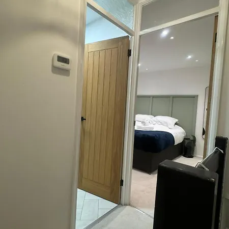 Modern 1 Bedroom House In Biggleswade Exterior photo