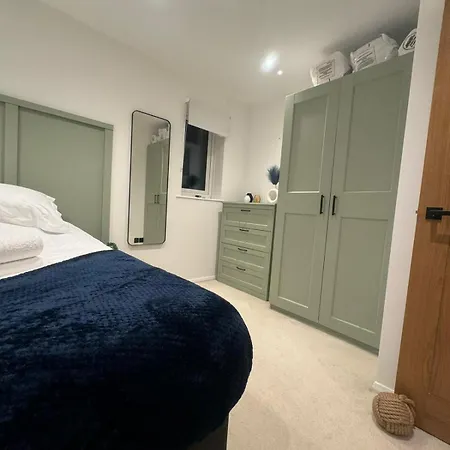 Modern 1 Bedroom House In Biggleswade Exterior photo